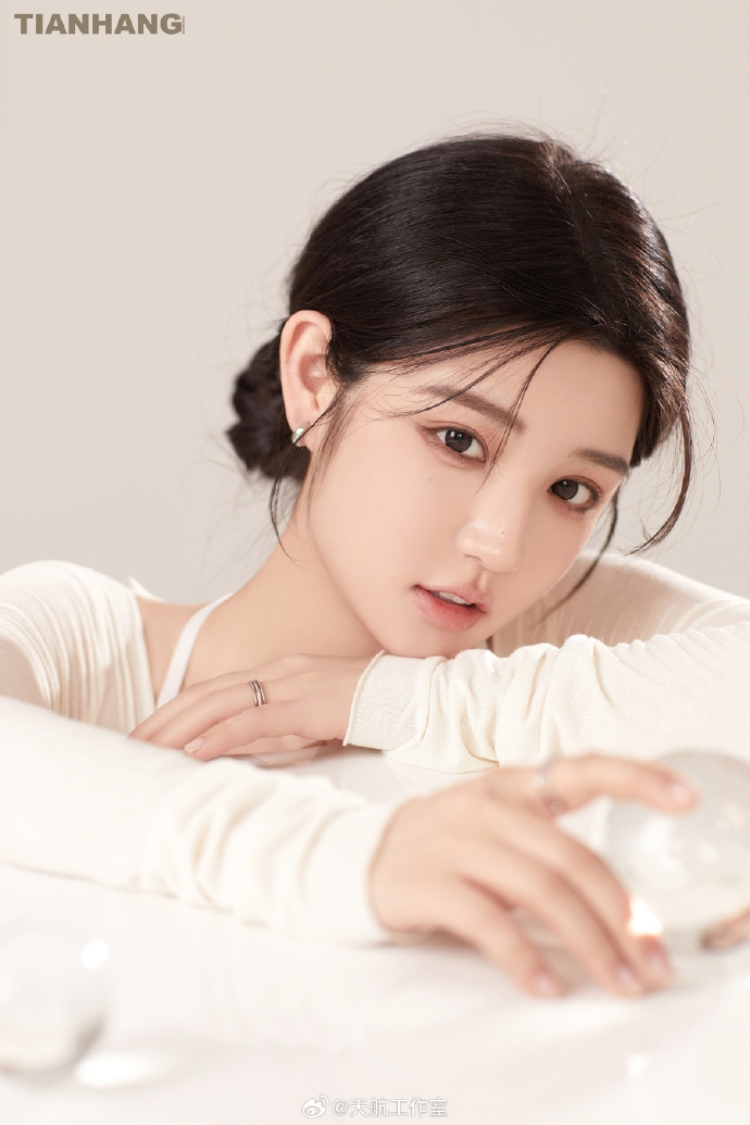  吃瓜-每日大反差女友 