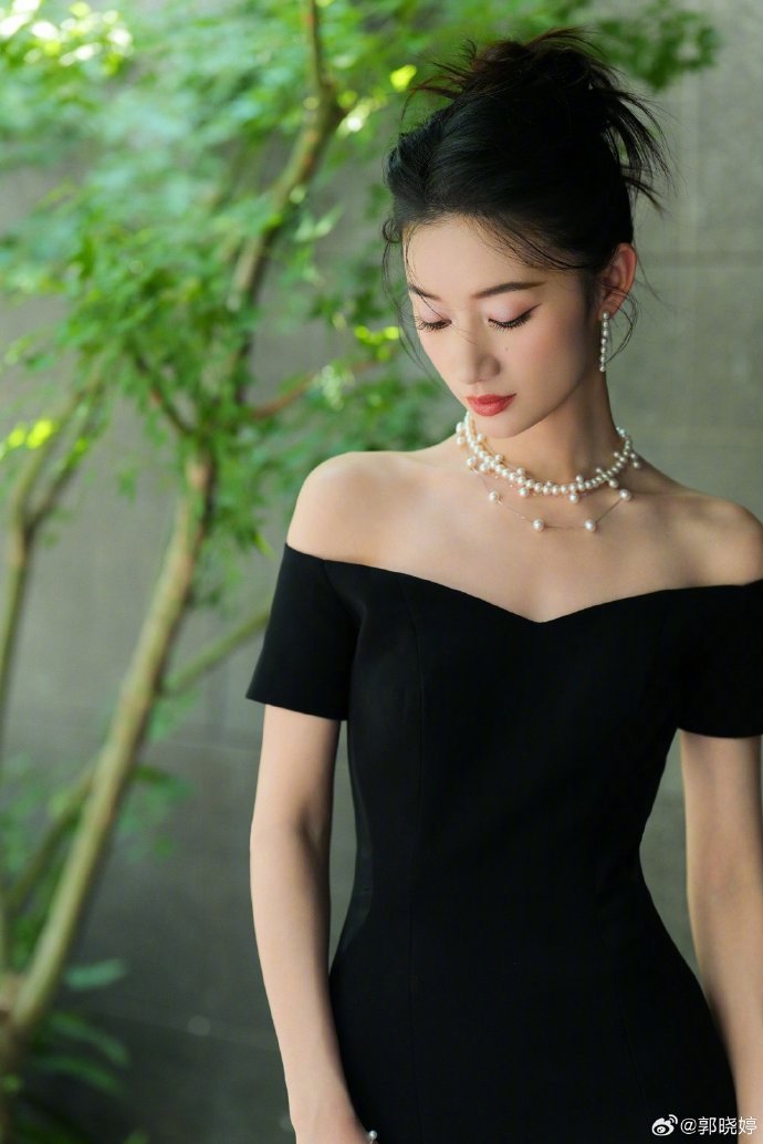  张津yadex吃瓜 