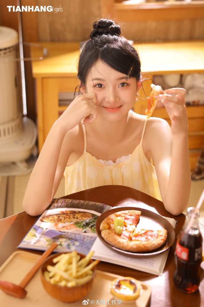  每日八卦每日爆料吃瓜 