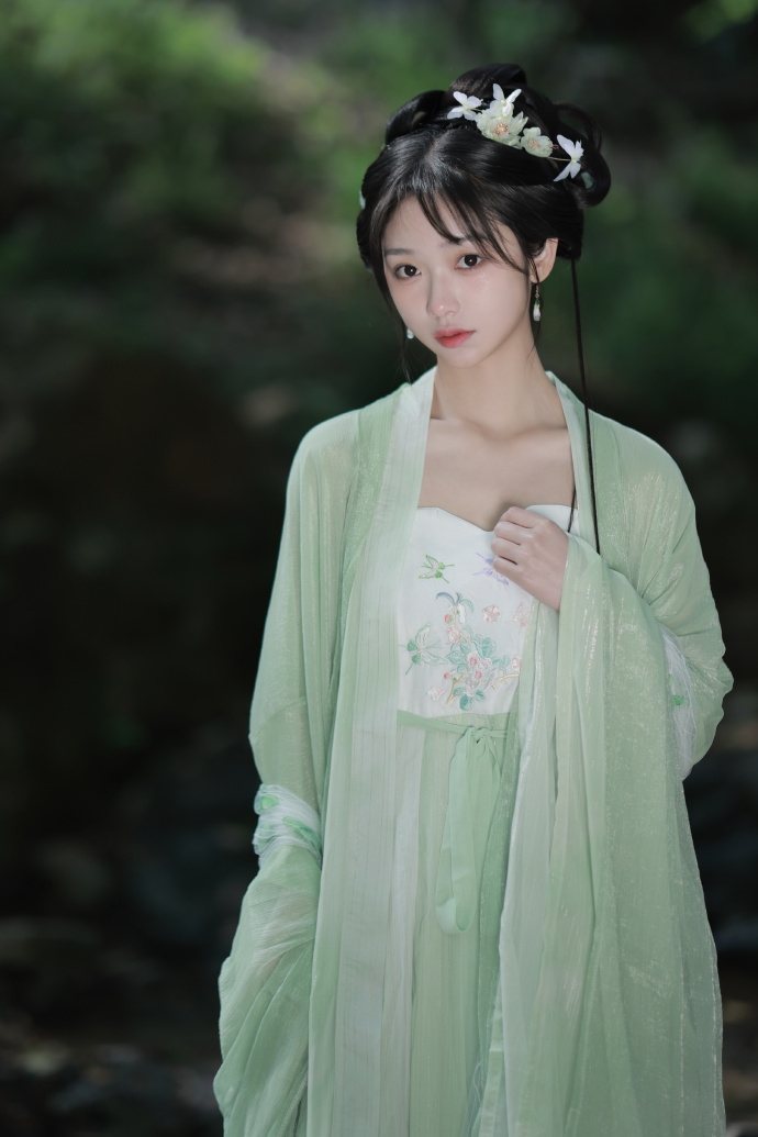 资讯更新节奏云端智能分时段管控方法