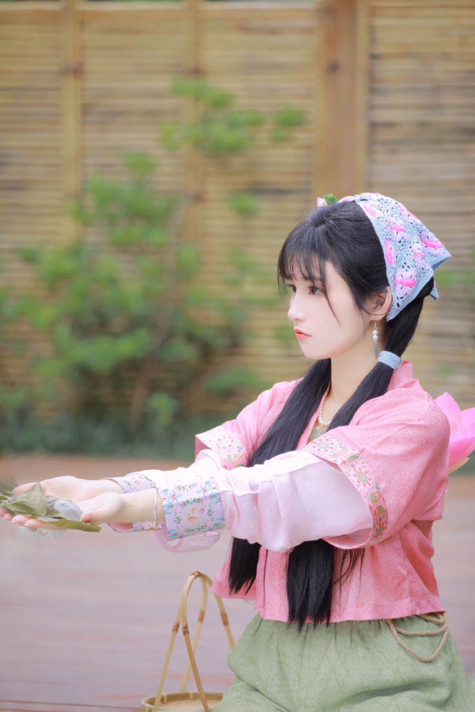  每日吃瓜 