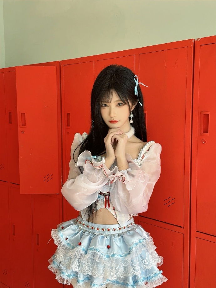  吃瓜聚集地反差女神} 