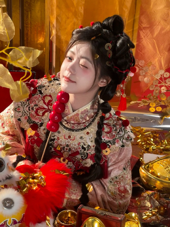  黑料-反差女友-强烈差异 