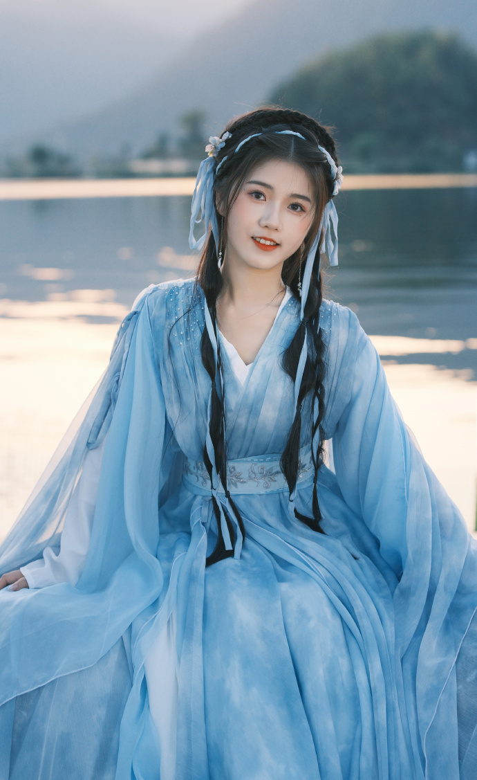 传统SEO与云端SEO优化多维优劣对比测评